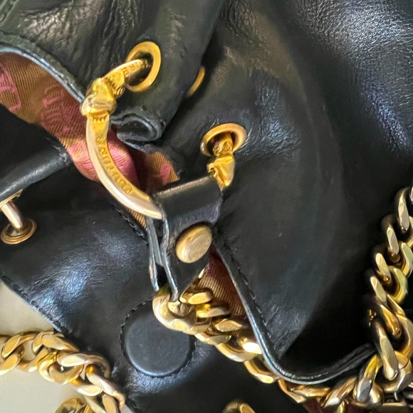 Y2K authentic Juicy Couture black leather purse with gold accent chain - Picture 5 of 6